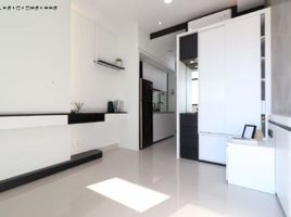 1 Bedroom Apartment for rent in Dukuhpakis, Surabaya, Dukuhpakis