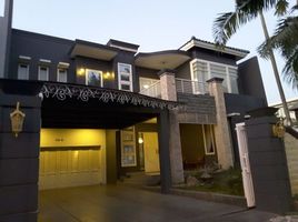 4 Bedroom House for sale in Wiyung, Surabaya, Wiyung