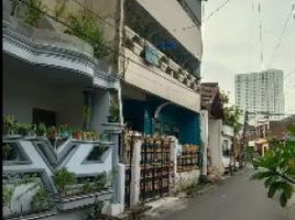 10 Bedroom House for sale in Sukomanunggal, Surabaya, Sukomanunggal