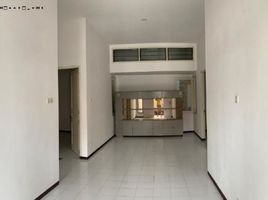 3 Habitación Villa en venta en Mulyorejo, East Jawa, Mulyorejo