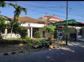 4 Bedroom House for sale in Dukuhpakis, Surabaya, Dukuhpakis