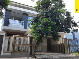 4 Habitación Villa en venta en Rungkut, East Jawa, Rungkut