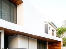 3 Kamar Vila for sale in Lakarsantri, East Jawa, Lakarsantri, Surabaya, East Jawa, Indonesia