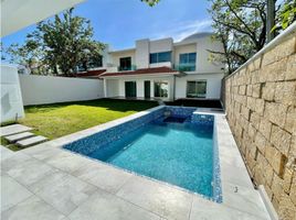 Villa 4 chambre à vendre à Cuernavaca, Morelos, Cuernavaca