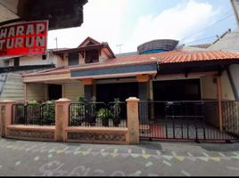 4 Habitación Casa en venta en Tenggilis Mejoyo, East Jawa, Tenggilis Mejoyo, Surabaya, East Jawa