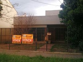 2 Bedroom House for sale in Quilmes, Buenos Aires, Quilmes