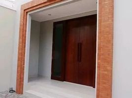 4 Bedroom House for sale in Medistra Hospital, Mampang Prapatan, Kebayoran Baru