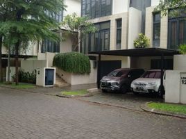 4 Bedroom Villa for sale in Cipondoh, Tangerang, Cipondoh