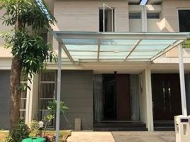3 Habitación Villa en venta en Dukuhpakis, East Jawa, Dukuhpakis