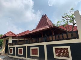 4 침실 주택을(를) Prambanan, 클라 텐에서 판매합니다., Prambanan