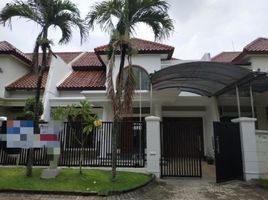 3 Kamar Rumah for rent in Surabaya, East Jawa, Dukuhpakis, Surabaya