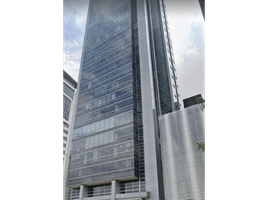 90 SqM Office for sale in Fundacion Cardioinfantil-Instituto de Cardiologia, Bogota, La Calera