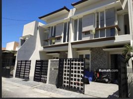 4 Kamar Rumah for sale in Siloam Hospitals Surabaya, Gubeng, Gubeng