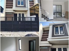 4 Bedroom House for sale in Kenjeran, Surabaya, Kenjeran