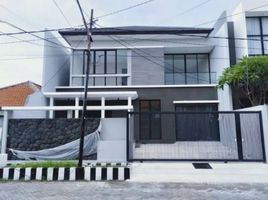 5 Bedroom Villa for sale in Mulyorejo, Surabaya, Mulyorejo