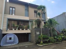 6 Bedroom House for sale in Cilandak Town Square, Cilandak, Pesanggrahan