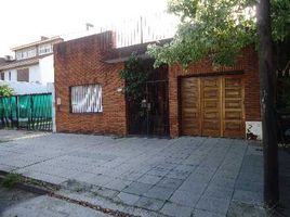 2 Bedroom House for sale in Lanus, Buenos Aires, Lanus