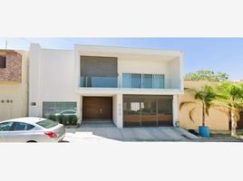4 Habitación Villa en venta en Monterrey, Nuevo León, Monterrey