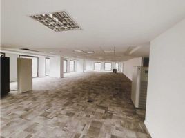 656 m² Office for rent in Bogotá, Cundinamarca, Bogotá