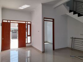 3 Bedroom House for sale in Arcamanik, West Jawa, Arcamanik
