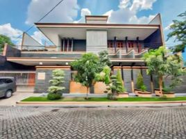 6 Bedroom House for sale in Gayungan, Surabaya, Gayungan