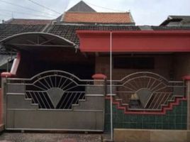 3 Habitación Villa en venta en Dukuhpakis, East Jawa, Dukuhpakis