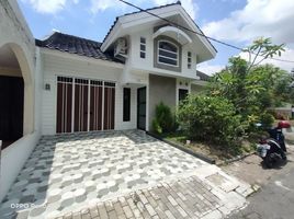 5 Bedroom Villa for sale in Seyegan, Sleman, Seyegan