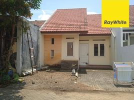 2 Kamar Rumah for rent in Lakarsantri, Surabaya, Lakarsantri