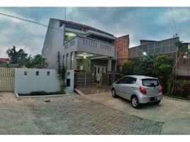 3 Kamar Vila for sale in Husein Sastranegara International Airport, Andir, Sumurbandung