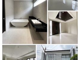 5 Kamar Rumah for sale in Siloam Hospitals Surabaya, Gubeng, Gubeng