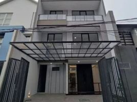 4 Habitación Villa en venta en Mulyorejo, East Jawa, Mulyorejo