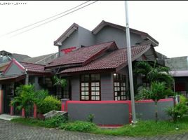 3 Habitación Villa en venta en Rungkut, East Jawa, Rungkut
