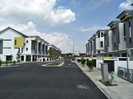 3 chambre Maison de ville for sale in Labu, Seremban, Labu