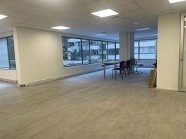 110 SqM Office for rent in Cerro San Cristobal, Santiago, Santiago, Santiago