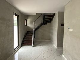 3 Habitación Casa en venta en Tenggilis Mejoyo, East Jawa, Tenggilis Mejoyo