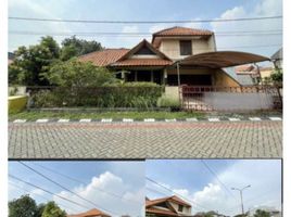 4 Habitación Casa en venta en Wiyung, East Jawa, Wiyung