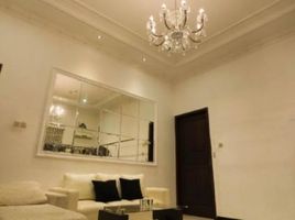 5 Bedroom House for sale in Gubeng, Surabaya, Gubeng