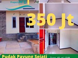 2 Bedroom House for sale in Banyumanik, Semarang, Banyumanik