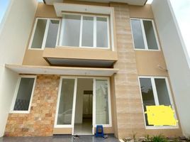 5 Bedroom Villa for sale in Lakarsantri, East Jawa, Lakarsantri, Surabaya, East Jawa, Indonesia