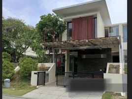 4 Habitación Villa en venta en Lakarsantri, East Jawa, Lakarsantri