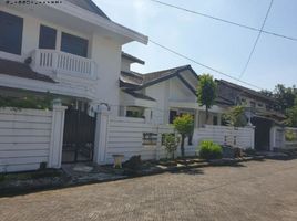 9 Habitación Villa en venta en Sukolilo, East Jawa, Sukolilo