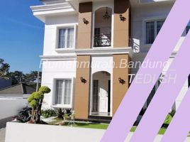 Maison 7 chambre à vendre à Lembang, West Jawa, Lembang