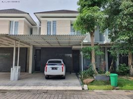 4 Habitación Villa en venta en Lakarsantri, East Jawa, Lakarsantri
