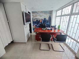 28 SqM Office for rent in Colombia, Bogota, Cundinamarca, Colombia