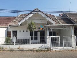 4 Kamar Rumah for rent in East Jawa, Mulyorejo, Surabaya, East Jawa