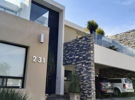 Maison 4 chambre à vendre à Santiago, Nuevo Leon, Santiago