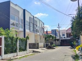 2 Habitación Casa en venta en Rungkut, East Jawa, Rungkut