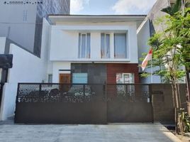 4 Bedroom House for sale in Mulyorejo, Surabaya, Mulyorejo