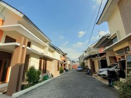 2 Kamar Vila for sale in Karanganyar, Jawa Tengah, Colomadu, Karanganyar