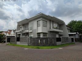 5 Habitación Villa en venta en Lakarsantri, East Jawa, Lakarsantri